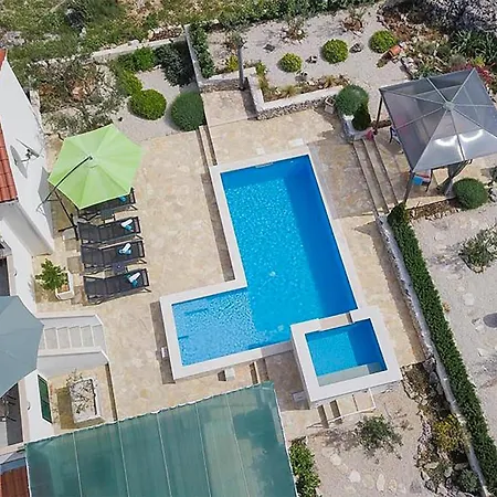 Awesome In With House Sea View بيت للعطل Dračevica